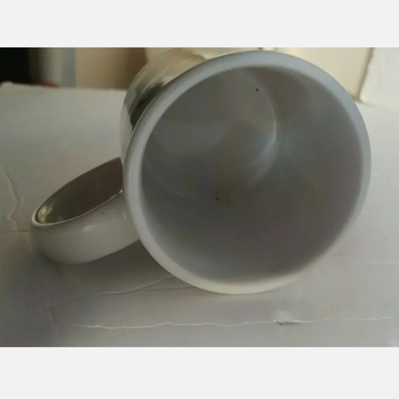 Novelty Collectible 1998 $100 Bill Canadian Currency Ceramic Coffee Mug - Picture 6 of 10